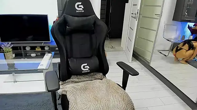 Beauty Anne online show from December 2024 07:47:02 AM