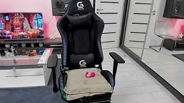 Beauty Anne online show from January 2025 08:06:02 AM