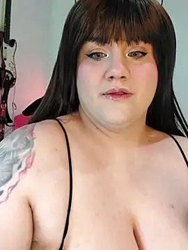 ItsNaiixa online show from September 2025 07:24:02 PM