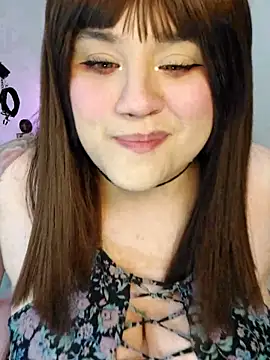 ItsNaiixa online show from December 2025 10:59:02 PM