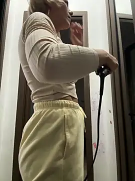 tanyagrey online show from October 2025 05:38:02 AM