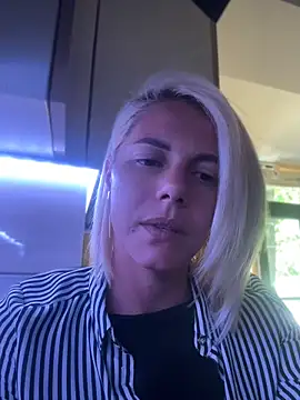 Snapshot of tanyagrey chatting on June 2026 12:20:01 PM tanyagrey online show from June 2026 12:20:01 PM