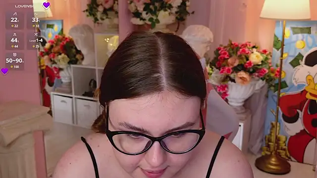 Snapshot of Mia__Peach chatting on January 2025 05:18:01 PM Mia Peach online show from January 2025 05:18:01 PM