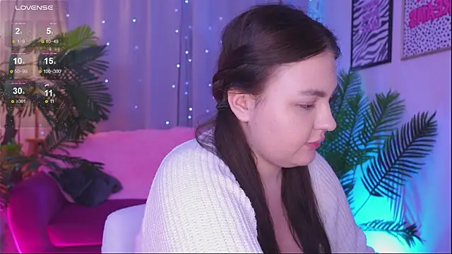 Snapshot of Mia__Peach chatting on March 2025 01:20:02 AM Mia Peach online show from March 2025 01:20:02 AM