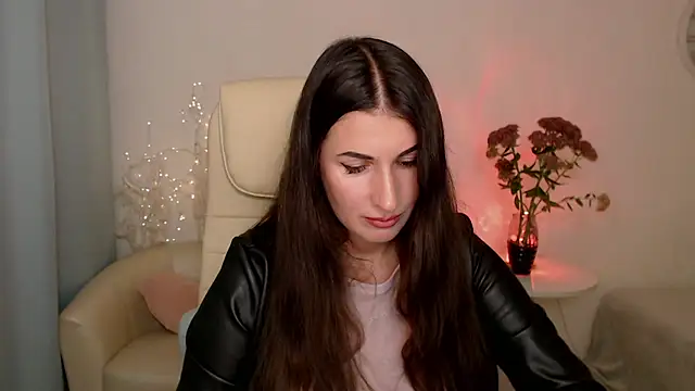 MaryMalory11 online show from September 2025 04:56:01 PM