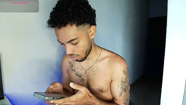 Snapshot of colinbrown chatting on February 2026 12:58:02 PM colinbrown online show from February 2026 12:58:02 PM