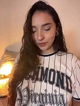 Snapshot of ThaliaRivera_ chatting on March 2026 04:51:01 AM ThaliaRivera online show from March 2026 04:51:01 AM