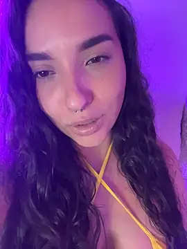 Snapshot of ThaliaRivera_ chatting on May 2026 03:13:01 AM ThaliaRivera online show from May 2026 03:13:01 AM