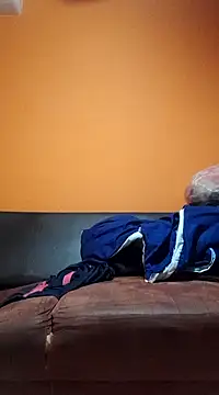 miicheele32 online show from January 2025 05:44:01 PM