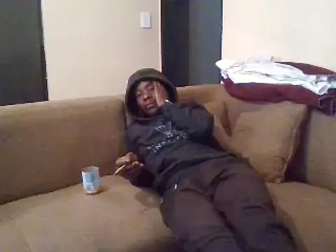 Snapshot of SmallGoodNutts chatting on February 2025 07:29:01 AM SmallGoodNutts online show from February 2025 07:29:01 AM