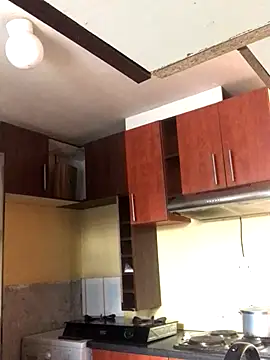 SmallGoodNutts online show from November 2025 06:01:01 AM