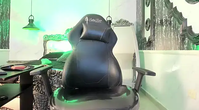 NAILAHARD online show from January 2025 04:43:01 PM