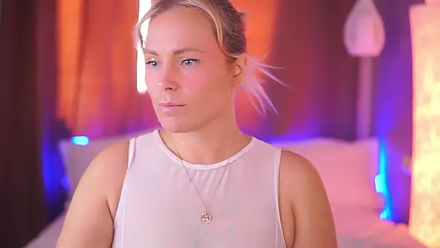 Charming Daphny online show from September 2025 06:01:02 AM