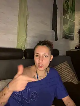 Hawitxui online show from October 2025 06:08:02 PM