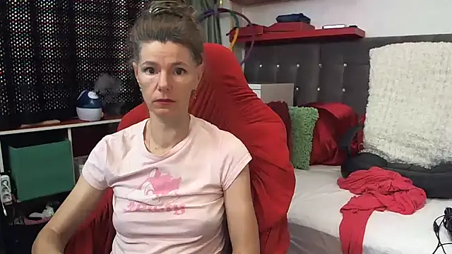 kellyterapy online show from February 2025 09:57:01 PM