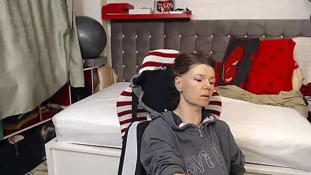 kellyterapy online show from May 2026 12:51:02 AM