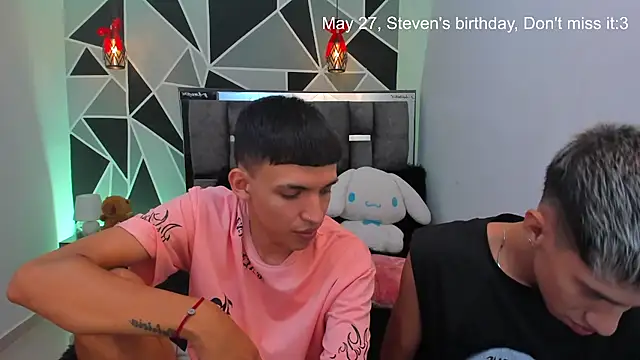 Snapshot of Juan_Nd_Steven chatting on May 2026 01:01:02 AM Juan Nd Steven online show from May 2026 01:01:02 AM