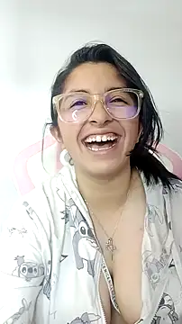 Snapshot of _Angelinaandrade_ chatting on December 2024 02:02:01 PM Angelinaandrade online show from December 2024 02:02:01 PM