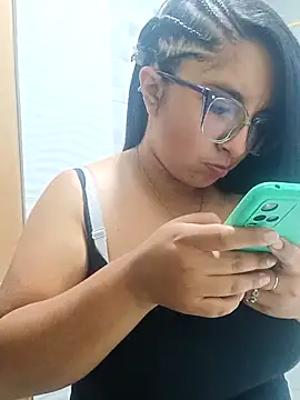  Angelinaandrade  online show from December 2025 12:08:01 AM