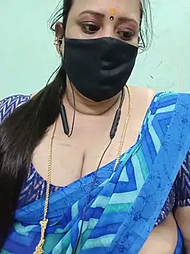 Snapshot of ashikaa_r chatting on May 2026 06:27:01 PM ashikaa r online show from May 2026 06:27:01 PM