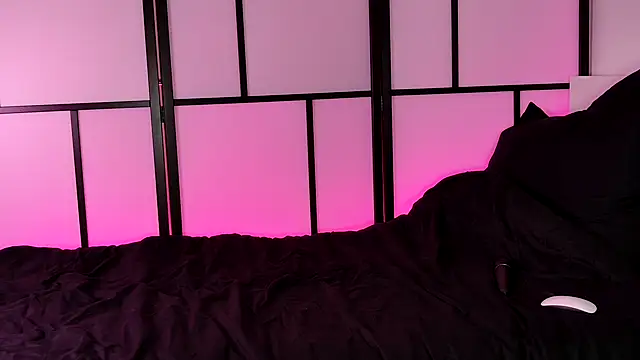 Allys secret online show from December 2024 01:32:01 PM