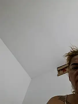 mirand zackyx online show from September 2025 02:22:02 AM