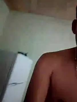 Alonsomadeira online show from March 2026 03:33:01 AM