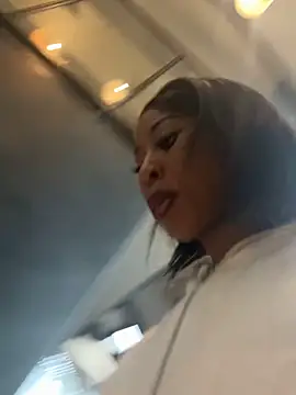 Dime-   online show from October 2025 03:58:01 PM