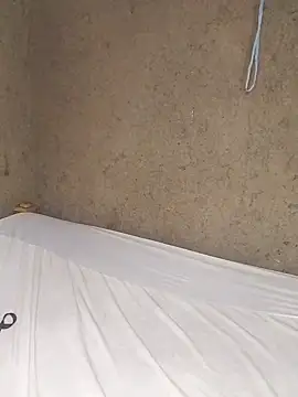 pretty prickle online show from February 2025 09:04:02 AM