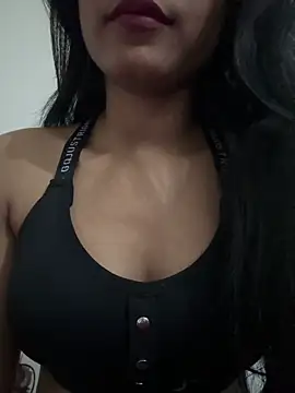 Hot Goldengirl online show from March 2026 08:25:02 PM