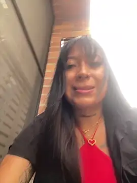 Snapshot of luisa16xxx chatting on March 2025 09:43:02 PM luisa16xxx online show from March 2025 09:43:02 PM