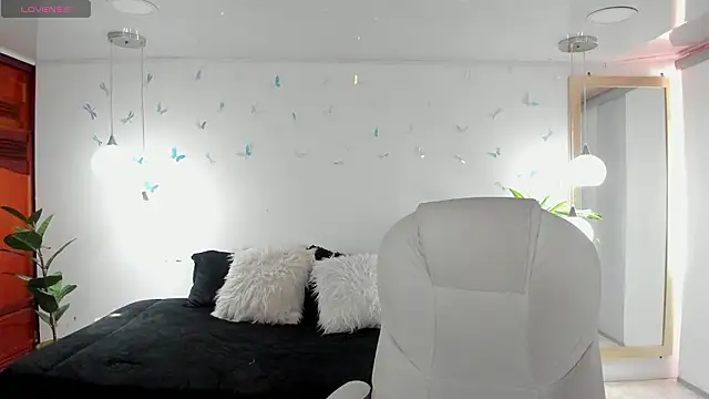  Antonnela  online show from March 2026 02:23:02 PM