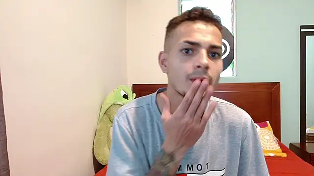 Jeffstyle18 online show from October 2025 08:17:02 PM