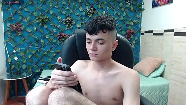 Snapshot of Waturox chatting on February 2025 10:36:01 PM Waturox online show from February 2025 10:36:01 PM