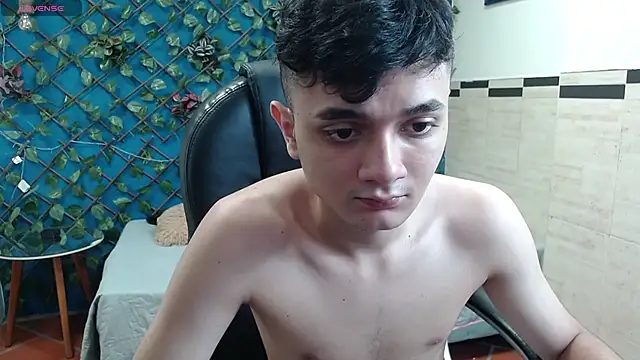 Waturox online show from October 2025 07:32:01 PM