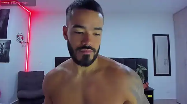 Alexander Martines online show from February 2025 11:26:01 PM