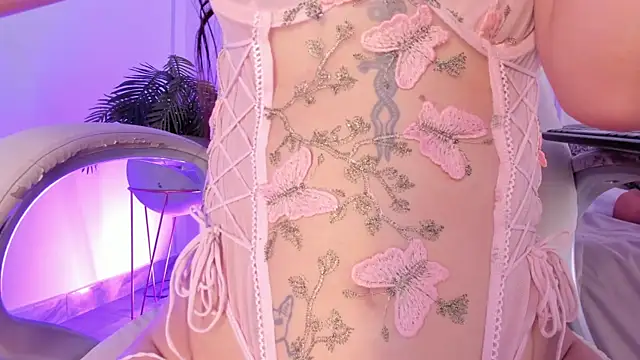 Mariapettit online show from March 2025 12:29:01 PM