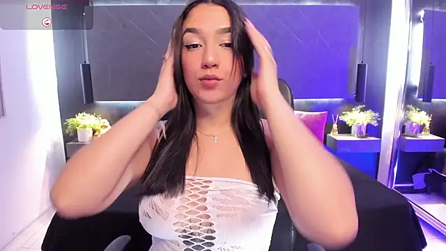 SaraaMills online show from March 2026 03:44:01 AM