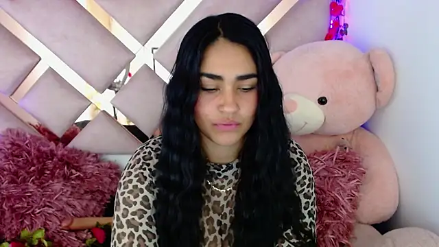 Snapshot of Charlotte_cute18 chatting on March 2025 10:02:01 AM Charlotte cute18 online show from March 2025 10:02:01 AM