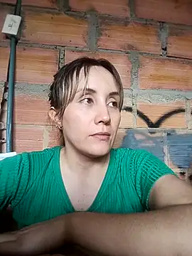 Isabel23zr online show from February 2025 02:24:02 PM