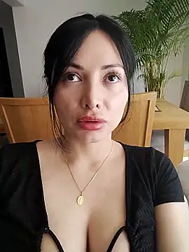  monicab online show from March 2025 06:25:01 PM