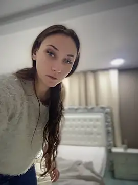 AliceMunro online show from April 2026 08:13:02 PM