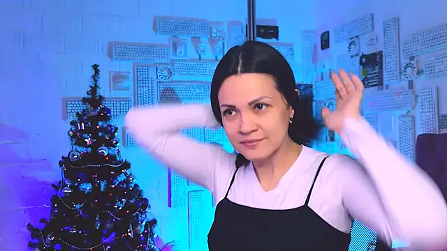 KarolinaRobinson online show from January 2025 11:42:02 AM