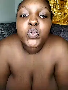 Snapshot of Bigboobylovers chatting on December 2024 05:37:01 AM Bigboobylovers online show from December 2024 05:37:01 AM