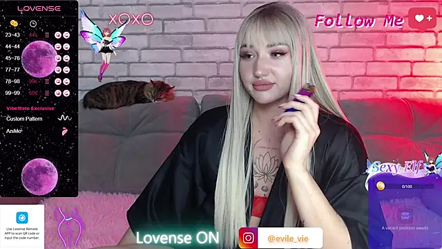 Snapshot of Eva_Evile chatting on February 2025 02:27:01 PM Eva Evile online show from February 2025 02:27:01 PM