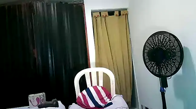 kimmiemm online show from February 2025 03:12:02 AM