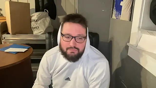 Snapshot of daddystone101 chatting on January 2025 02:20:02 AM daddystone101 online show from January 2025 02:20:02 AM