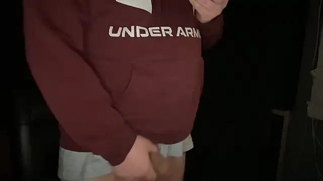 Snapshot of daddystone101 chatting on December 2025 05:37:02 AM daddystone101 online show from December 2025 05:37:02 AM