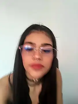 CatrinaRossi online show from December 2024 08:25:02 PM