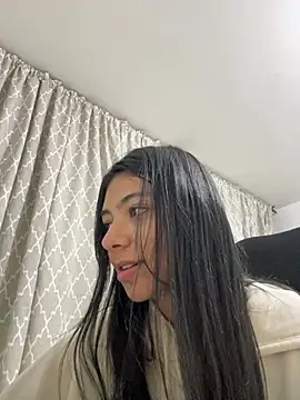 Snapshot of Liissa_cute_ chatting on February 2025 05:02:01 AM Liissa cute online show from February 2025 05:02:01 AM